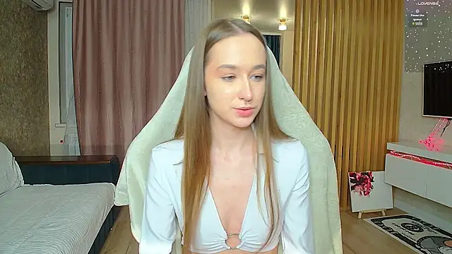 Sweett Monica online show from 03/11/25, 07:25