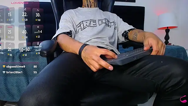 JuanCamiilo 66 online show from 02/12/25, 09:54