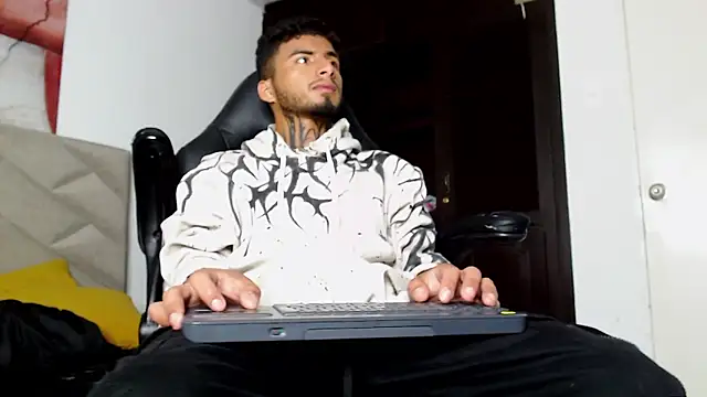 JuanCamiilo 66 online show from 03/14/25, 12:32