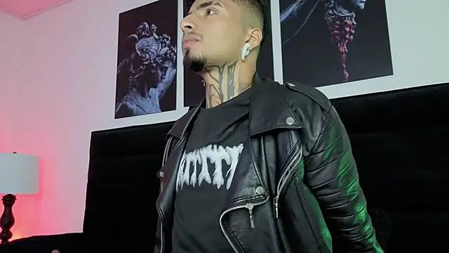 JuanCamiilo 66 online show from 02/08/26, 02:48