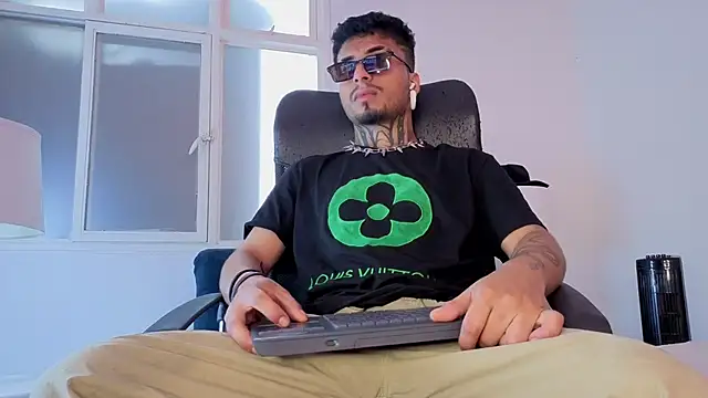 JuanCamiilo 66 online show from 04/02/26, 03:09