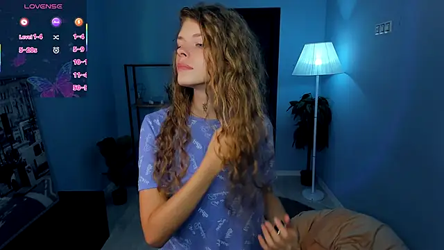 RayaNenlia online show from 09/26/25, 05:11