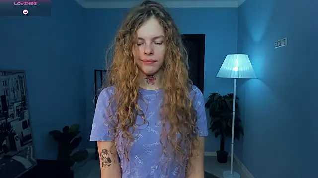 RayaNenlia online show from 02/08/26, 05:11