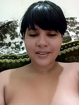 Snapshot of Yara0k chatting on 01/23/25, 09:39 Yara0k online show from 01/23/25, 09:39