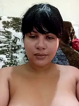 Snapshot of Yara0k chatting on 02/07/25, 09:47 Yara0k online show from 02/07/25, 09:47