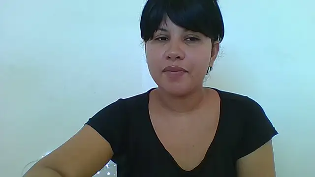 Snapshot of Yara0k chatting on 03/15/25, 06:21 Yara0k online show from 03/15/25, 06:21