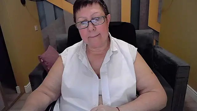 BarbaraTurners online show from 01/09/25, 03:47