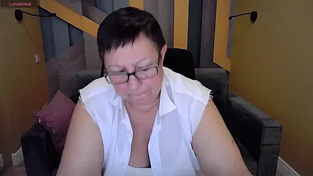 BarbaraTurners online show from 01/13/25, 03:45