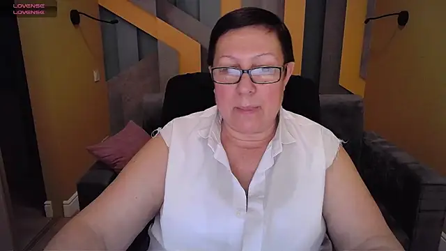 BarbaraTurners online show from 02/01/25, 04:03