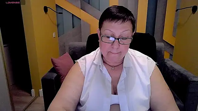 BarbaraTurners online show from 03/11/25, 03:59