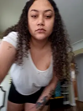 honeeyyy pot online show from 03/30/26, 10:33