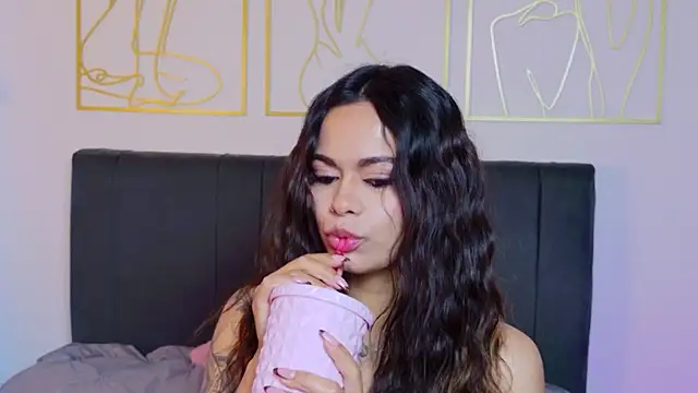 summer holiday online show from 10/14/25, 06:36