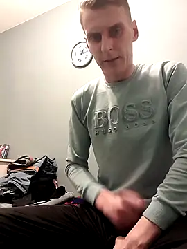 Mrleitenant online show from 02/11/26, 06:24