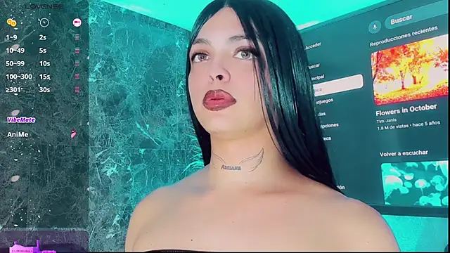 Emmaa Saenz  online show from 10/23/25, 09:57