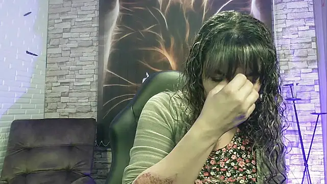 charlotedoll online show from 02/04/25, 03:11