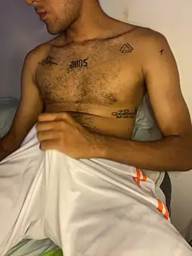 santi latino online show from 10/20/25, 07:36