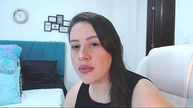 Snapshot of kamila_lopez chatting on 02/09/25, 11:25 kamila lopez online show from 02/09/25, 11:25