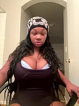 CharismaaBanx online show from 01/15/26, 06:18