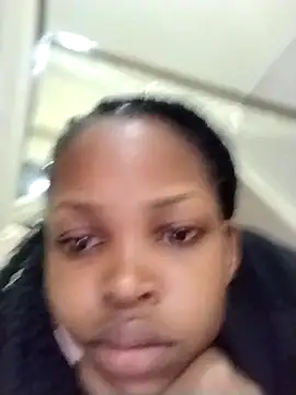 queen-sasha online show from 10/18/25, 03:02