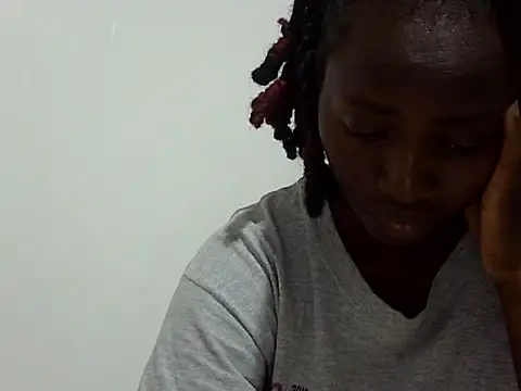 Seeexxxy-bree online show from 03/16/26, 09:57