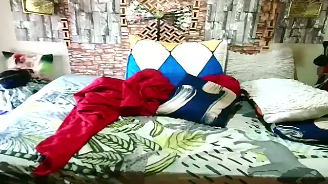 Indian Blaze00 online show from 11/06/25, 05:52