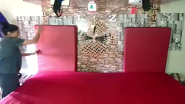 Indian Blaze00 online show from 11/17/25, 12:22