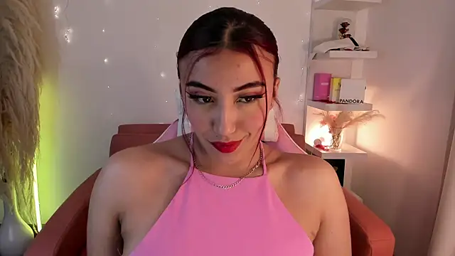 Snapshot of veronicaxx69 chatting on 05/23/26, 04:07 veronicaxx69 online show from 05/23/26, 04:07
