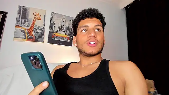 Snapshot of Curlblue chatting on 01/29/25, 05:40 Curlblue online show from 01/29/25, 05:40