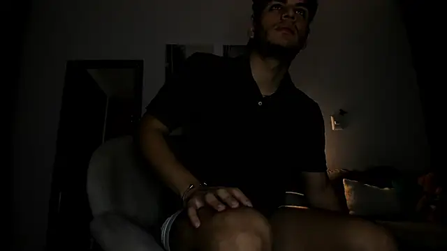 Snapshot of Curlblue chatting on 03/10/25, 03:01 Curlblue online show from 03/10/25, 03:01