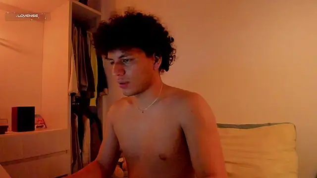 Curlblue online show from 12/04/25, 05:28