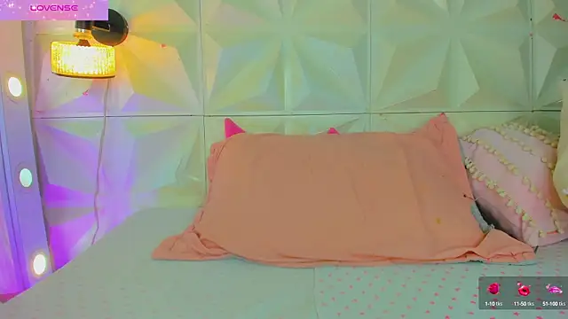 cute latinaxxx online show from 09/13/25, 01:16