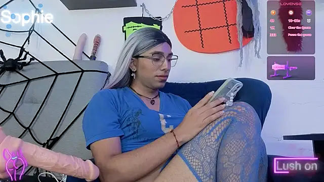 Sophiehuntress online show from 10/25/25, 11:29