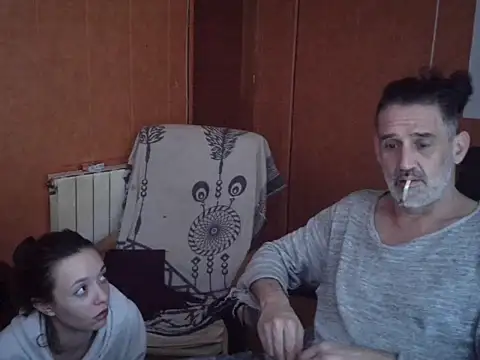 Snapshot of Lia_Y_PatrickX chatting on 02/06/26, 05:45 Lia Y PatrickX online show from 02/06/26, 05:45