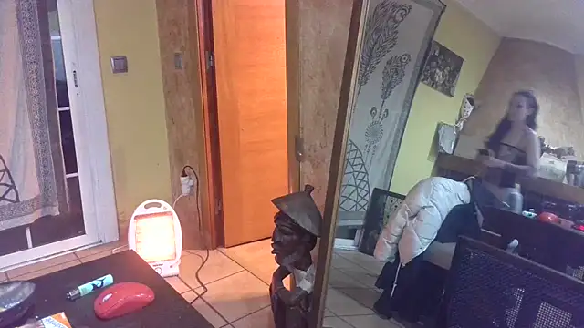 Snapshot of Lia_Y_PatrickX chatting on 03/29/26, 08:53 Lia Y PatrickX online show from 03/29/26, 08:53