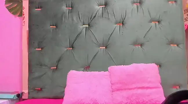 Snapshot of Hellen__4master chatting on 01/23/25, 10:54 Hellen 4master online show from 01/23/25, 10:54