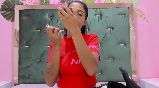 Snapshot of Hellen__4master chatting on 02/22/25, 09:34 Hellen 4master online show from 02/22/25, 09:34