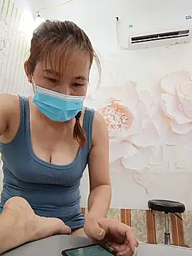 zizi public online show from 06/04/26, 02:39