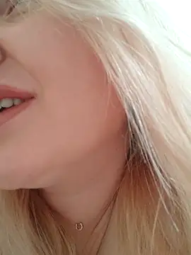 Snapshot of LadyLolyPop_ chatting on 02/28/26, 10:27 LadyLolyPop online show from 02/28/26, 10:27