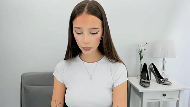 EmilyDarling online show from 11/26/25, 09:05