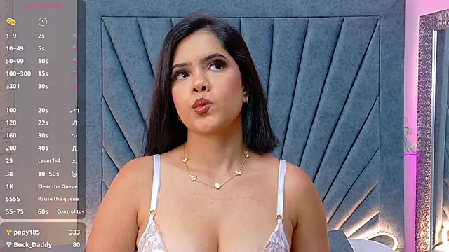 Snapshot of Martina-Roberts chatting on 01/29/25, 12:24 Martina-Roberts online show from 01/29/25, 12:24