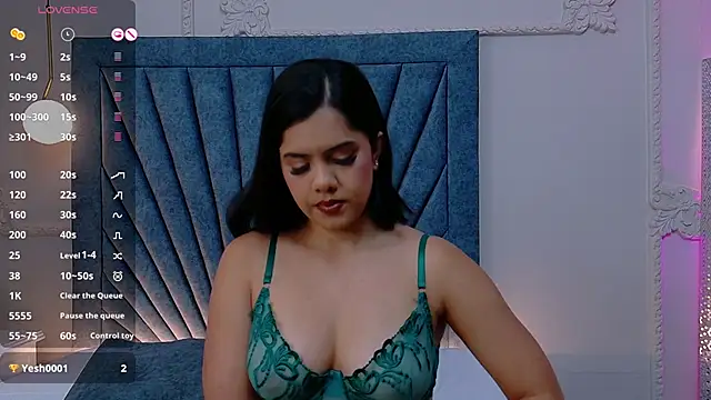 Snapshot of Martina-Roberts chatting on 02/05/25, 11:44 Martina-Roberts online show from 02/05/25, 11:44