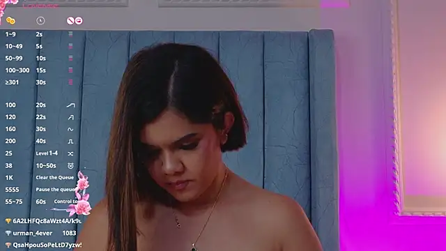 Snapshot of Martina-Roberts chatting on 03/08/25, 06:05 Martina-Roberts online show from 03/08/25, 06:05