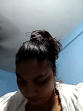 Snapshot of HottyOlly chatting on 10/03/25, 11:40 HottyOlly online show from 10/03/25, 11:40