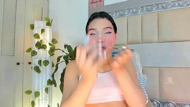 GingerDollx online show from 11/30/25, 09:19