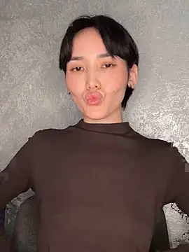 Snapshot of sweet_adelin chatting on 03/15/26, 05:41 sweet adelin online show from 03/15/26, 05:41