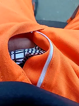 vadszex31 online show from 10/21/25, 07:20