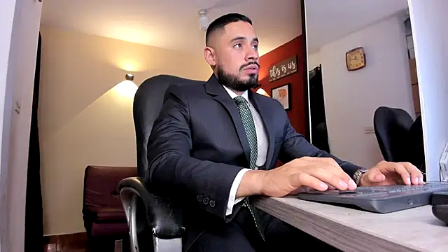 thesexlawyer1 online show from 04/14/26, 05:02