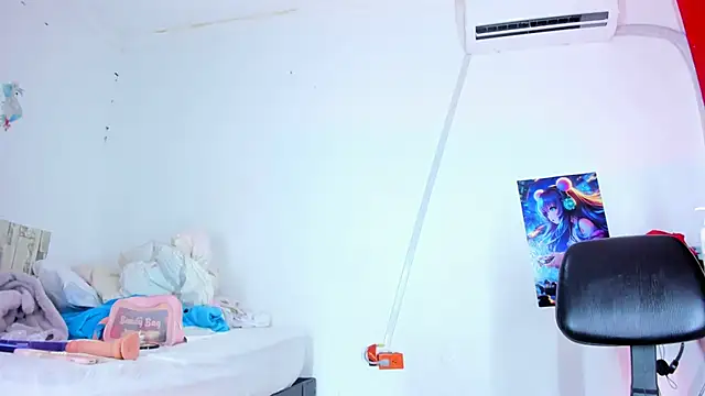 Emily Coper18 online show from 03/10/25, 11:38