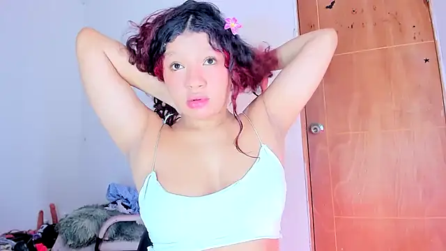 Emily Coper18 online show from 05/04/26, 02:02