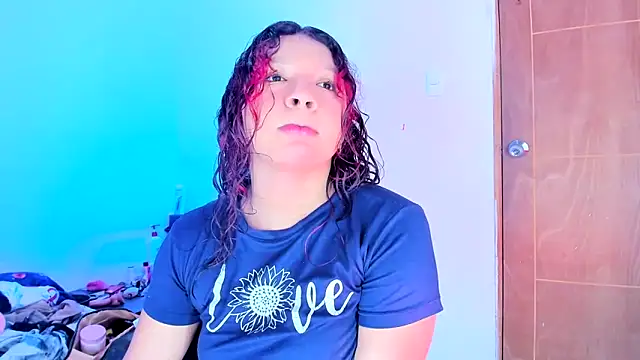 Emily Coper18 online show from 05/10/26, 02:11